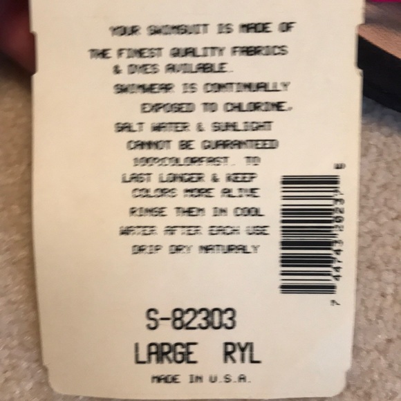 Bikini - Picture 4 of 6